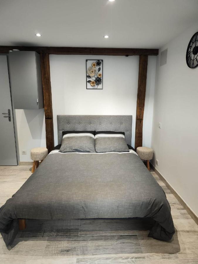 Le Domaine Des Reverets Trezelles Extérieur photo